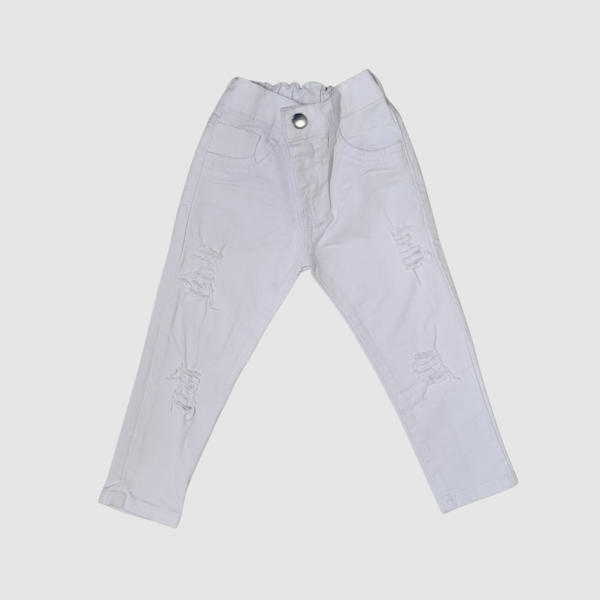 Pantalon Jean Clasico con rotura Bebe